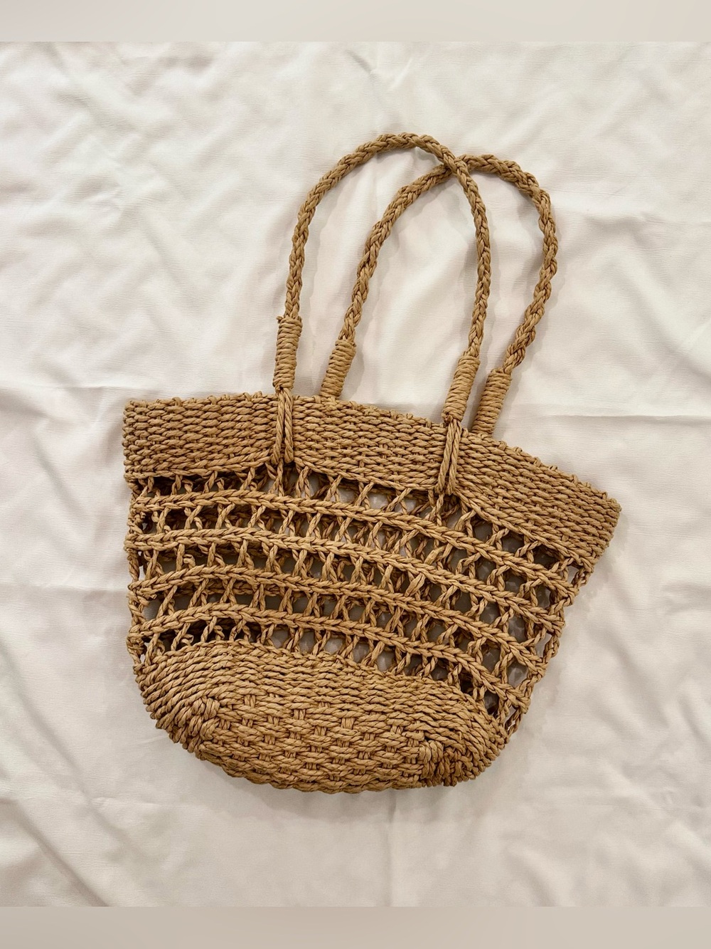 Forever 21 Woven Straw Tote Bag in Tan - Casual Summer Beach Bag